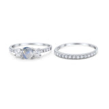 Three Stone Round Vintage Style Ring